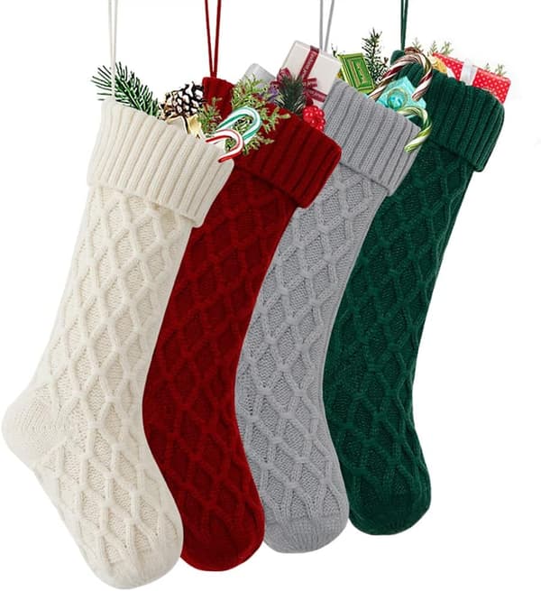 4 stk store julestrømper i strikket materiale