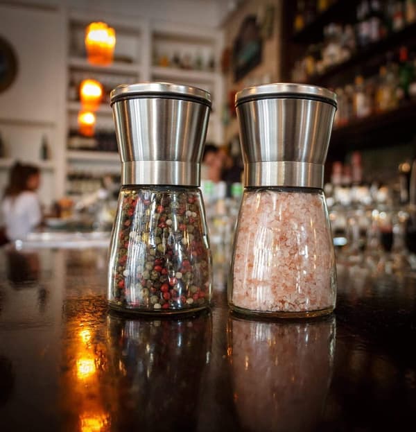 Stainless Steel Pepper Mill with Glass Container, Adjustable Manual Ceramic Grinder, Spice Grinder
