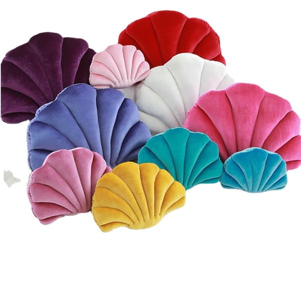 Decorative Seashell Shaped Pillow, 1 Velvet Pillowcase, Ocean Motif