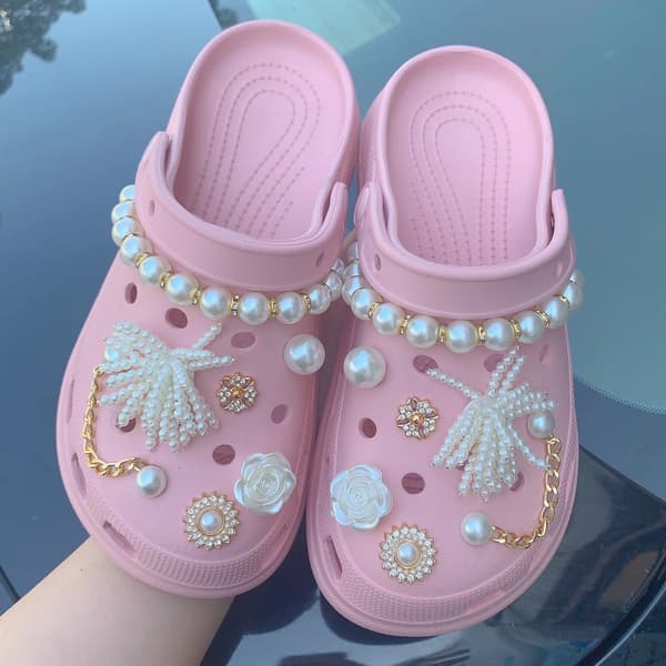 14 stk 3D træsko sandaler pynt, skosmykker, søde skopynt til træsko sko sandal armbånd DIY