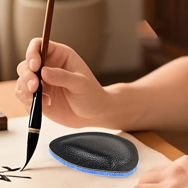 Comfortable Black PU Leather Wrist Rest for Calligraphy