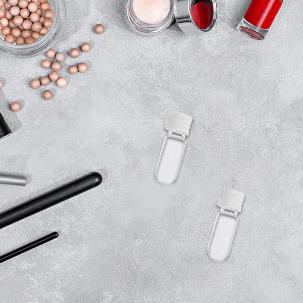 10 st 2 ml små eteriska oljeflaskor med droppare, påfyllningsbara glasflaskor för parfym, aromaterapi och sminkbehållare
