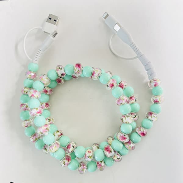 Creative New Two-to-Two Acrylic Bead Data Cable, 2-in-1 Type-C Mobile Charging Cable, Fast Charging