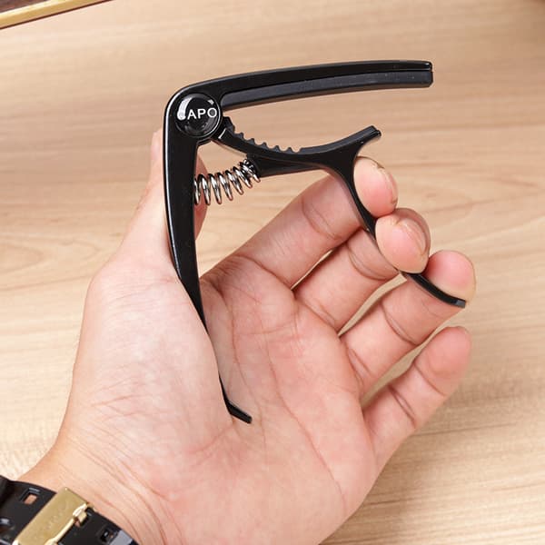 Gitarr Capo i zinklegering (Silver), Metall Capo, Ukulele Clip, Tumme