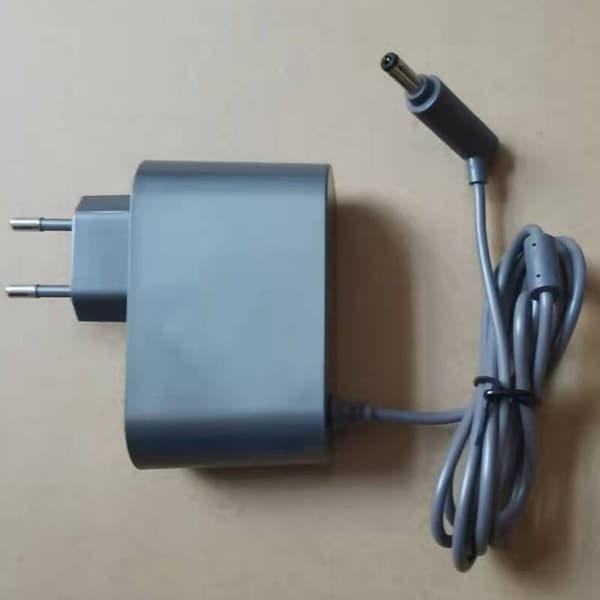 Passer til V6 V7 støvsuger batterilader strømforsyning (EU-plugg)