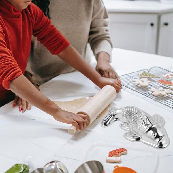 Fiskeformet kakeform i aluminiumslegering, sølv, enkel å ta ut av formen, lett å bære for DIY-kjøkkenbaking