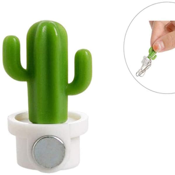 Et sæt med 12 dekorative køleskabsmagneter, orange og hvide, pe