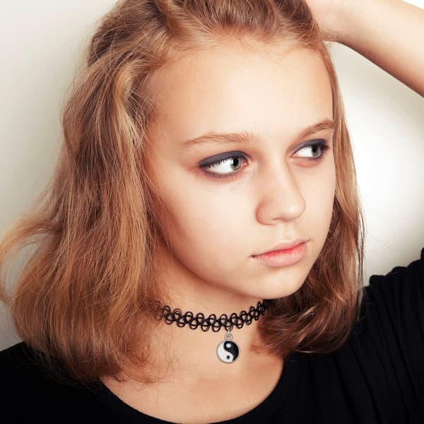 Choker - Yin Yang - Tatovering - 90'er blondehalskæde