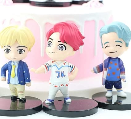 7-delt BTS Mini Idol Luksuskarakter Spillesæt Kagedekoration BTS Boy
