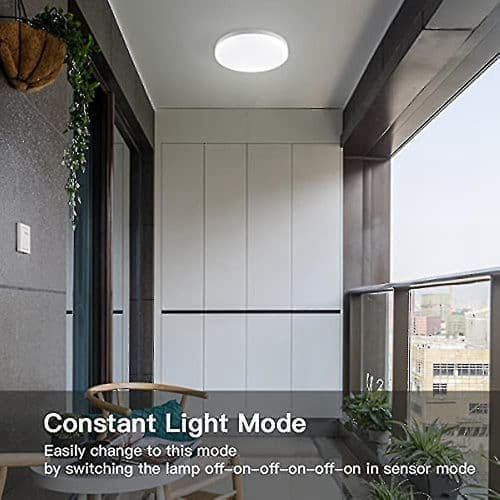 LED-loftlampe med bevægelsessensor, kompatibel med