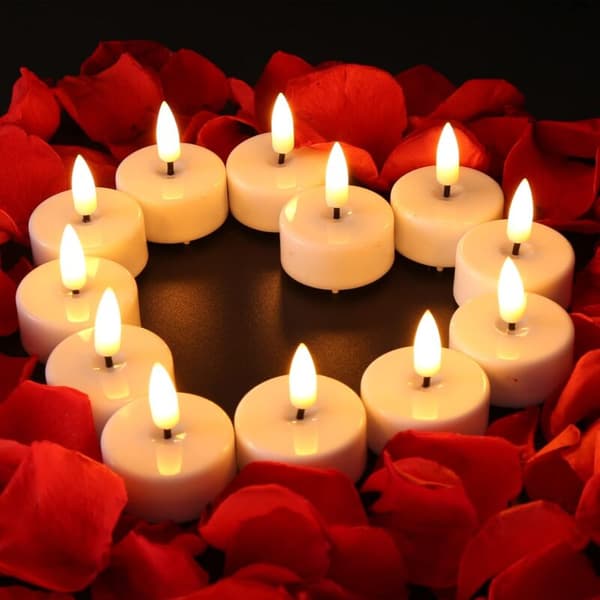 Realistiske flammefrie LED-telys med timer - 12-pakning Hvit[JUN]