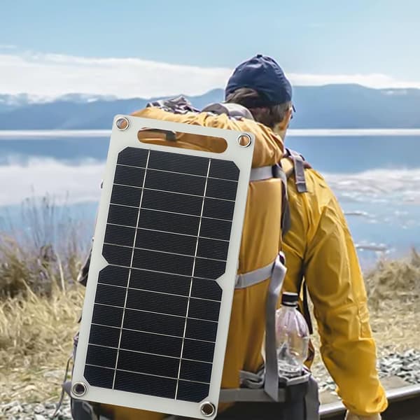 Telefonladdning och effektiv utomhus 10W solpanel för alla mobila kit