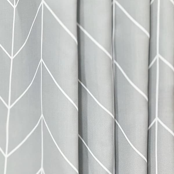 Tryckt tygduschdraperi 180 x 200 cm Chevrons Grå