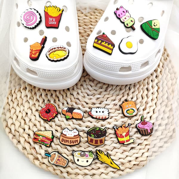 20 stk. skotilbehør, gummiskospenner, PVC-trykte skoblomster, DIY-tilbehør