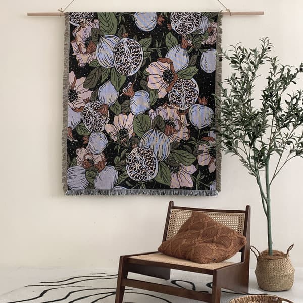 1 pc 160x130cm knitted throw blanket decorated with fringes Bo