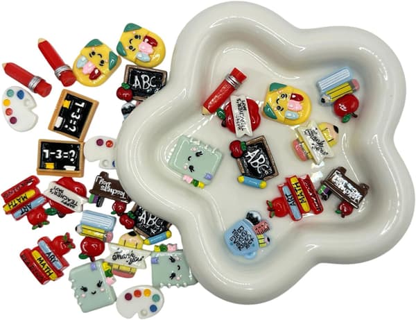 48 STK Tilbake til skolen Flatback Harpiks Charms