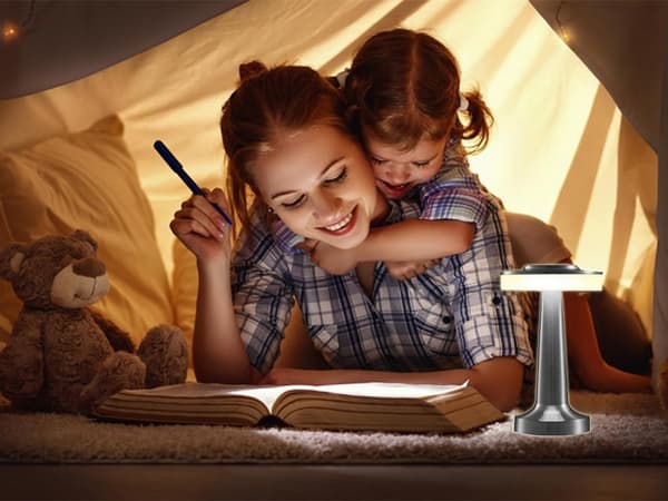 Bordlampe / Skrivebordslampe - Trådløs LED-lampe
