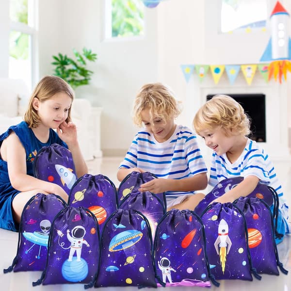 24 st rymdfestfavoriter 7,1 x 5,1 tum presentpåsar med dragsko solsystem planet godispåse astronaut byte snack galax baby