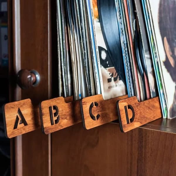 Vinylpladeinddelere 26 stk LP alfabetiske A-Z træinddelere
