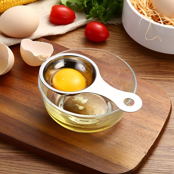 Stainless Steel Egg Separator, Easy to Clean, Durable for Separating Yolk and White, Essential for Cooking and Baking