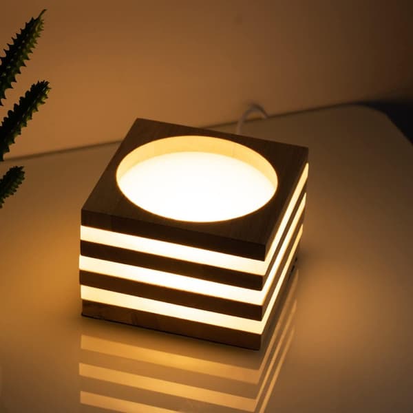 LED-bordlampe - liten lampe, bordlampe, nattlampe til seng