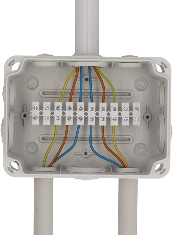Surface-mounted junction box, junction box, installation box, 150*150*70 mm, protection against splash water and dust according to