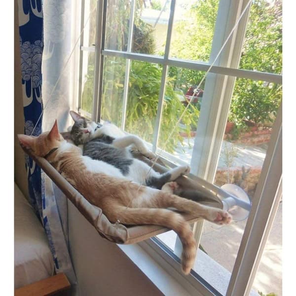 Window Mounted Cat Bed, Easy to Clean and Install Cat Shelf for Year-Round Use, Removable Fabric Mat and Durable Design Provide a Comfortable