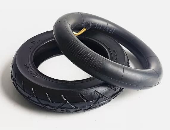 2-pack 10x2.125 Innerslangar & Däck för 10 \" Cyklar med Böjd Ventil [JUN]