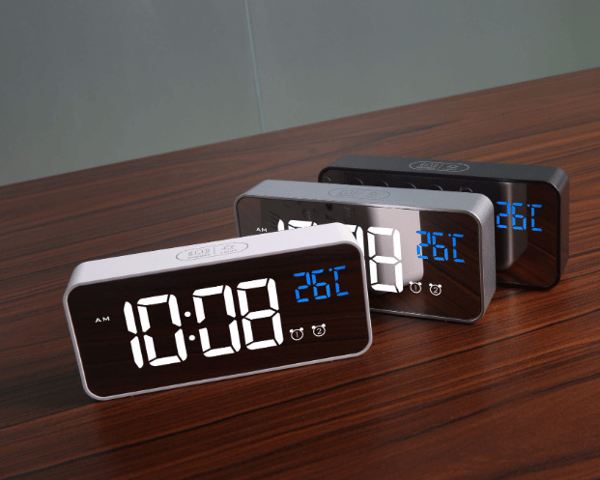 Silver digital väckarklocka, digital klocka LED väckarklocka, digital