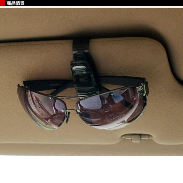 Solbriller/brilleholder i bilen Svart