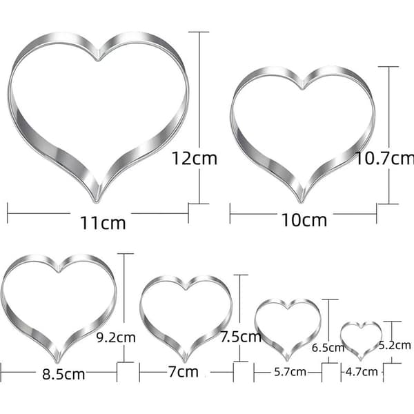 Sett med 6 hjerteformede kakeformer (11 cm, 10,8 cm, 8,5 cm, 7 cm, 5,7 cm, 4,7 cm) og mini hjerteformede kakeformer for barn
