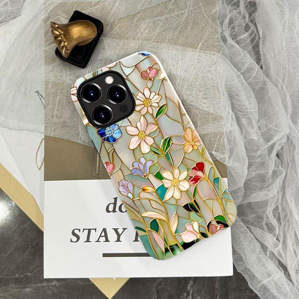 Etui til iPhone 16 Pro Max, passer til skinnende etui-design til piger og kvinder, farvet blomstret glasmaleri