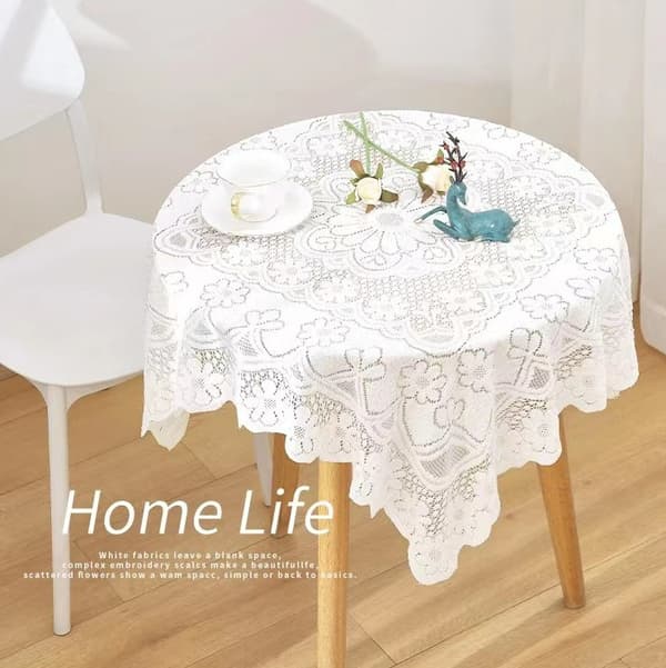 1 stk hvit rund blonde duk med dekor i retrostil