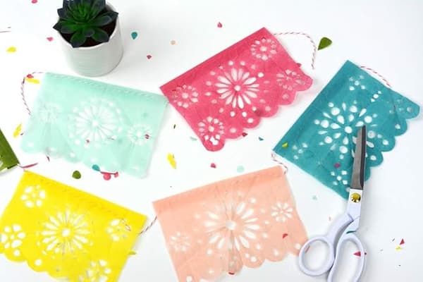 50 ark olika färger presentpapper i bulk, olika Ra