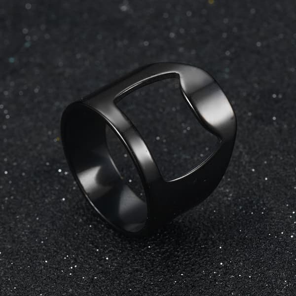 Ring med flaskeåbner – Flaskeåbnerring Sort