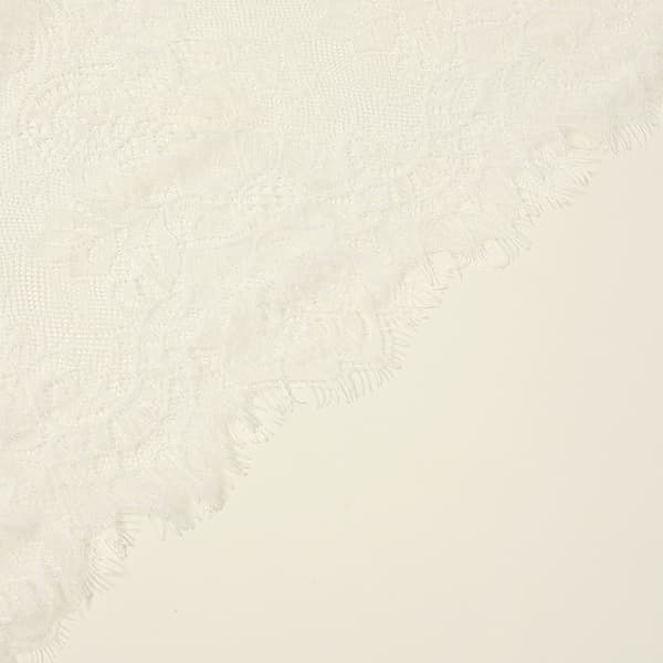 Round pointed veil in mixed material white with breathable design and single layer edge compatible with wedding dresses