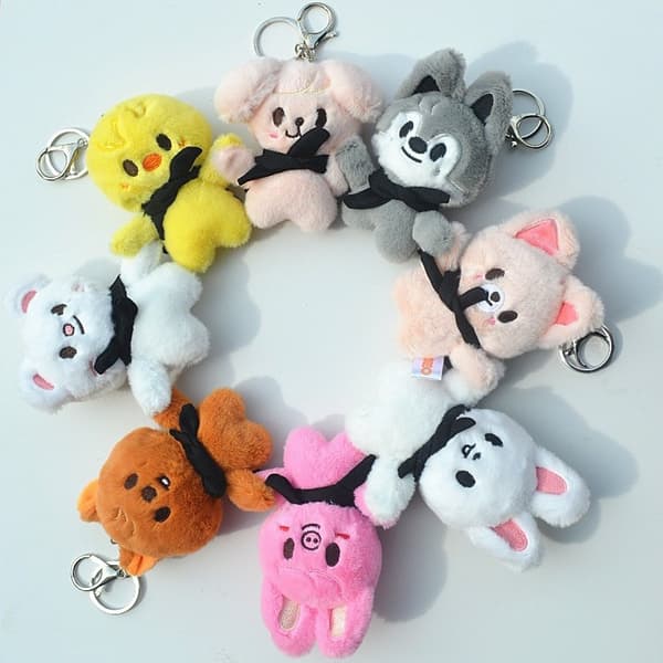 Stray Kids Plush Keychain Set with Magnetic Doll, Scarf & Accessories[JUN]