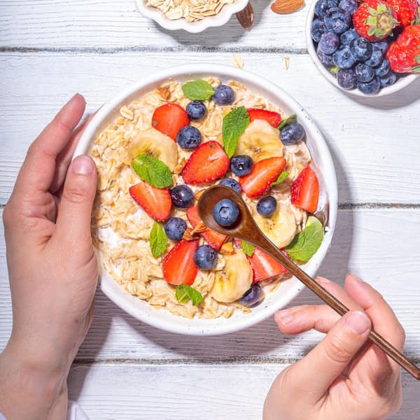 2 kpl pitkävartisia puisia