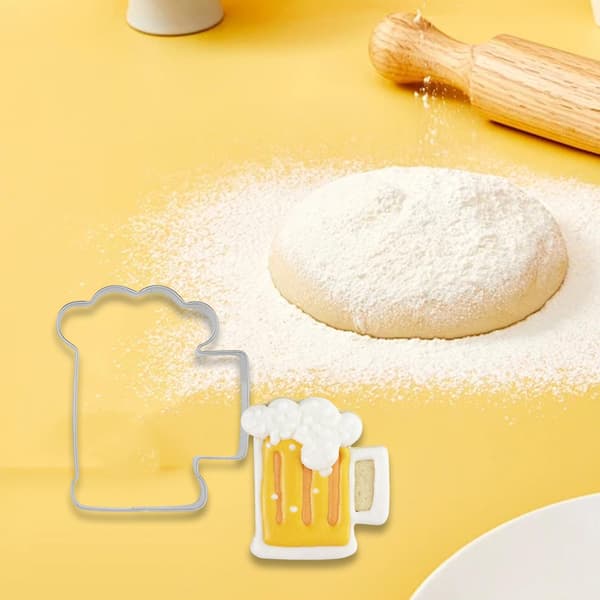 Cookie Cutter, Biscuit Mold, Beer Shaped, Party Supplies, DIY Decorative Bakeware, Pattern Impression for Chocolate, Pancake, Egg (FMY) Argent 7cmx6.2cmx2cm Argent 7cmx6.2cmx2cm