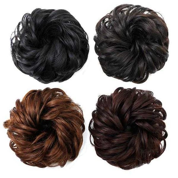 En mørkebrun realistisk parykk med hårring, elastisk bånd, hårpose, plate, hårstrikk, blomsterball, hode, blomsterknopp,