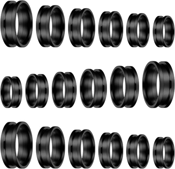 18 stk. rillede ringemner i rustfrit stål, runde indlægskerneemner 8 mm brede ringemner til smykkefremstillingssæt mænd kvinder DIY sort) sort