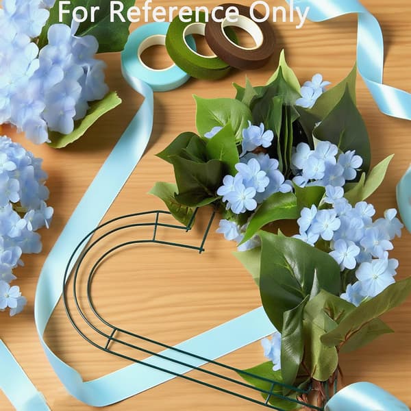 Hjerteformet trådkransramme 4 stk, 10 tommer metall blomsterdekorasjoner