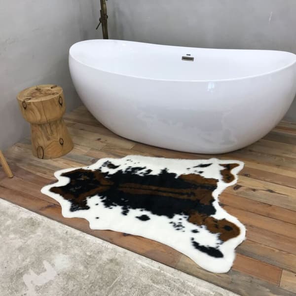 Faux Fur Cowhide Print Rug, 110 x 85 cm. Durable Polyester. Non-slip Latex Backing. Soft and Comfortable.