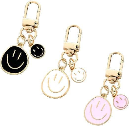 3 st nyckelringar med smiley-ansikte för kvinnor, väskberlocker nyckel C