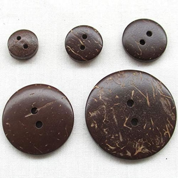 100 kpl 1 cm Ruskea Luonnon Kookospähkinä Coco Nappi 2 Reikää Askartelu Vaatteiden Ompelu