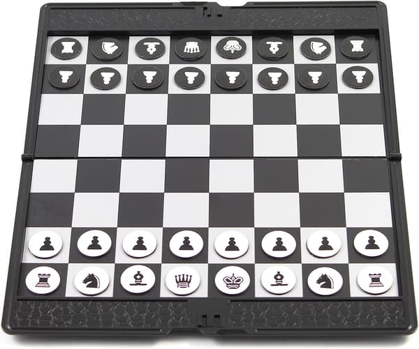 Magnetiskt schackspel