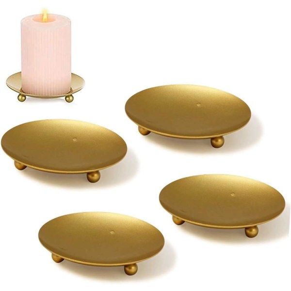 4 kultaista kynttilänjalkaa (7x1cm), litteät metalliset kynttilänjalat koristeena