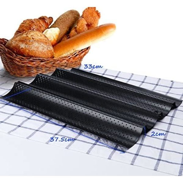 Perforeret brødform (4 riller, sort) Vendbar non-stick form til