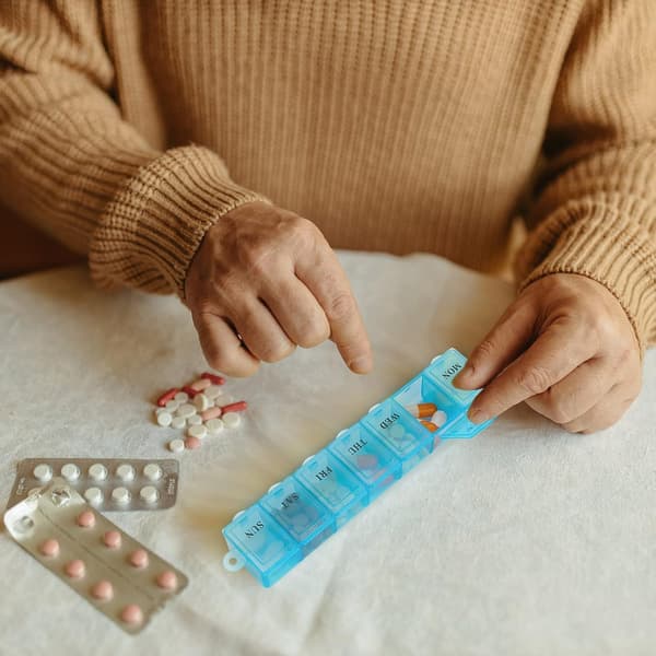 3-delt 7-dagers medisinboks, Ukentlig pilleboks S