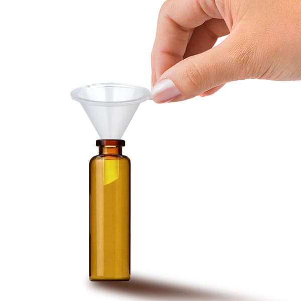 50 st Mini Trattar Klar Plast Trattar för Parfym Doft Eteriska Oljor, Labflaskor, Sandkonst, Kryddor och Fritidsaktiviteter